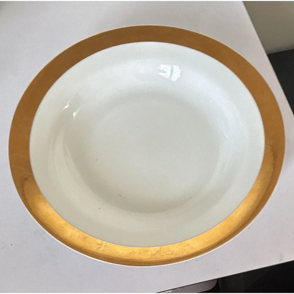 White Round Dinner Plate 10 in, Gold Rim, Shiny Finish, 1 Compartment